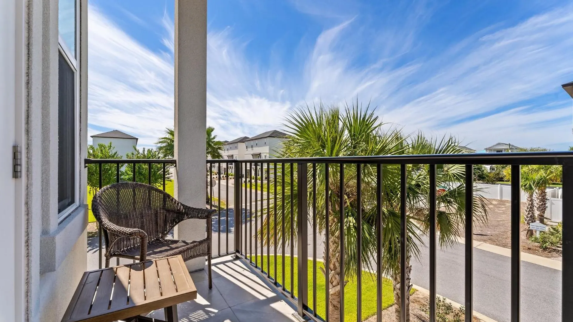 Shellebrate Chateau With Lsv And Heated Pool Destin