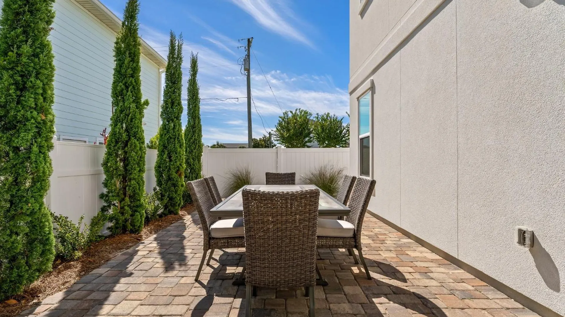 Shellebrate Chateau With Lsv And Heated Pool Destin 0*,  United States